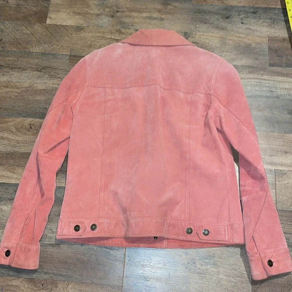 Charter Club Leather Jacket in a classic Jean Jacket Style!!! Size small. - Picture 6 of 7